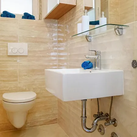 Awesome In With Wifi Apartman