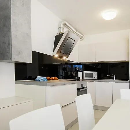 Apartman Awesome In With Wifi